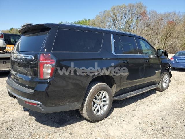 Photo 8 of 2024 CHEVROLET SUBURBAN K1500 LT (VIN 1GNSKCKD4RR247686)