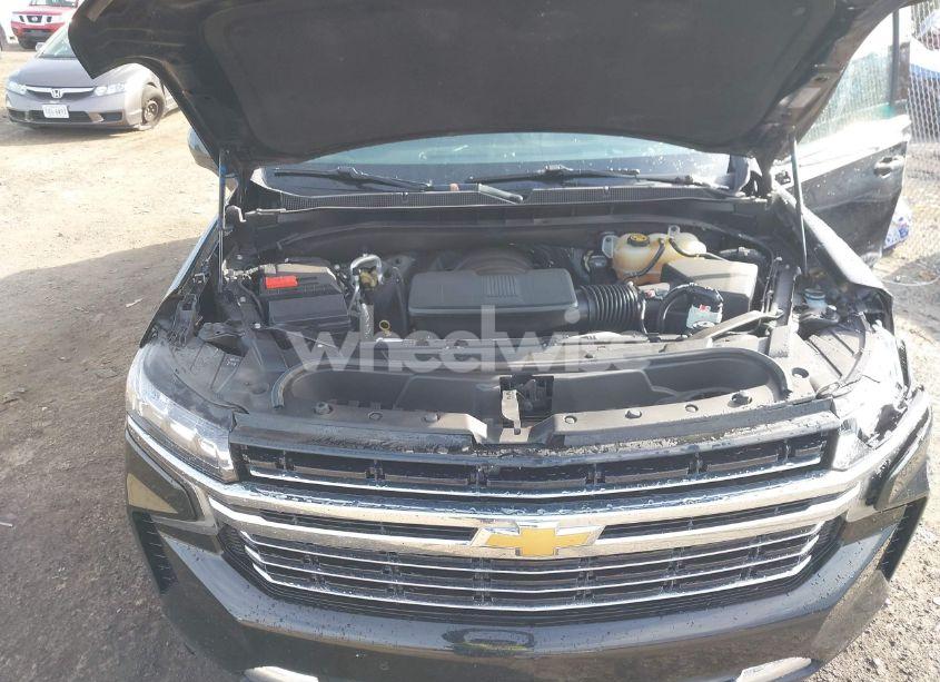 Photo 10 of 2022 Chevrolet Suburban 4WD LT (VIN 1GNSKCKD5NR245634)
