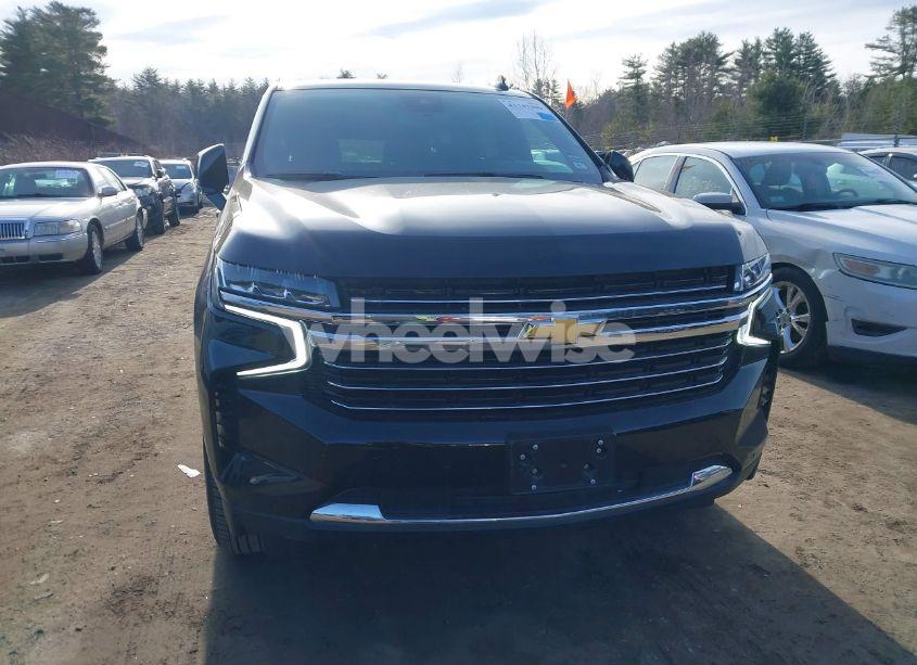 Photo 12 of 2024 Chevrolet Suburban 4WD LT (VIN 1GNSKCKD6RR167614)
