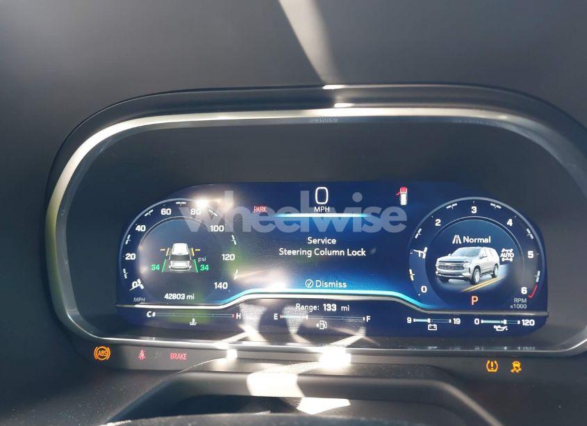 Photo 7 of 2023 Chevrolet Suburban 4WD LT (VIN 1GNSKCKD7PR390516)