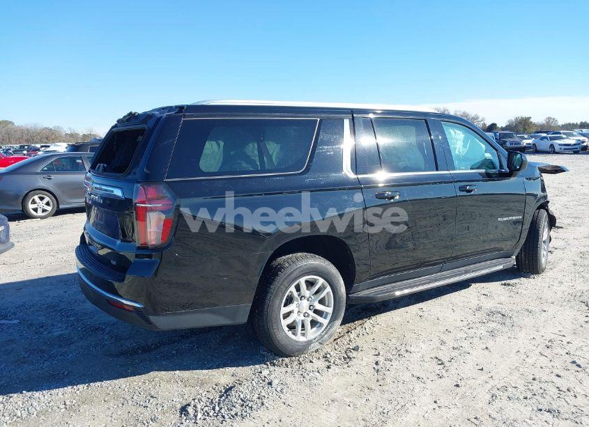 Photo 4 of 2023 Chevrolet Suburban 4WD LT (VIN 1GNSKCKD9PR239368)