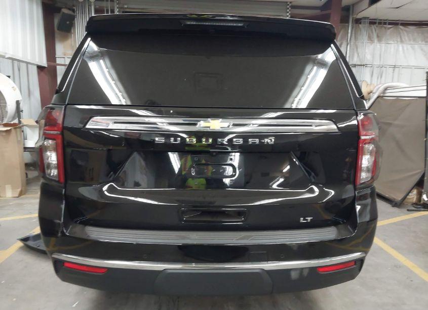 Photo 16 of 2024 Chevrolet Suburban 4WD LT (VIN 1GNSKCKD9RR194189)