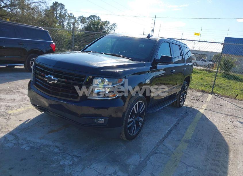 Photo 2 of 2018 Chevrolet Tahoe PREMIER (VIN 1GNSKCKJ3JR189371)
