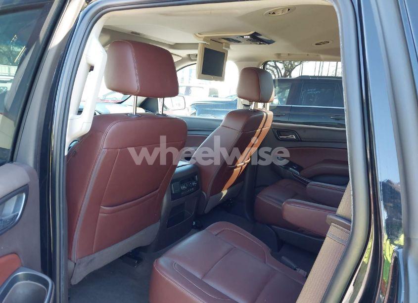 Photo 8 of 2018 Chevrolet Tahoe PREMIER (VIN 1GNSKCKJ3JR189371)