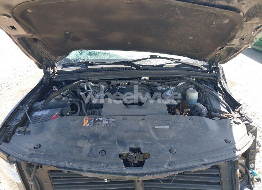 Photo 10 of 2018 Chevrolet Tahoe PREMIER (VIN 1GNSKCKJ4JR192568)