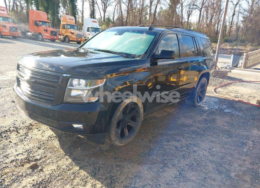 Photo 2 of 2020 Chevrolet Tahoe 4WD PREMIER (VIN 1GNSKCKJ4LR300528)