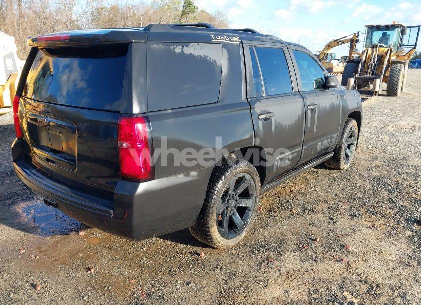 Photo 4 of 2020 Chevrolet Tahoe 4WD PREMIER (VIN 1GNSKCKJ4LR300528)