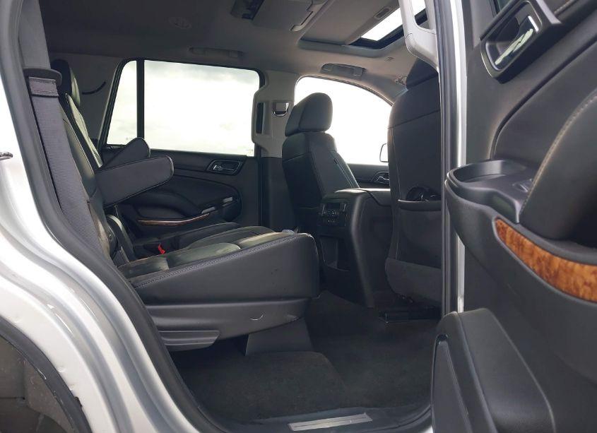 Photo 8 of 2018 Chevrolet Tahoe PREMIER (VIN 1GNSKCKJXJR179386)