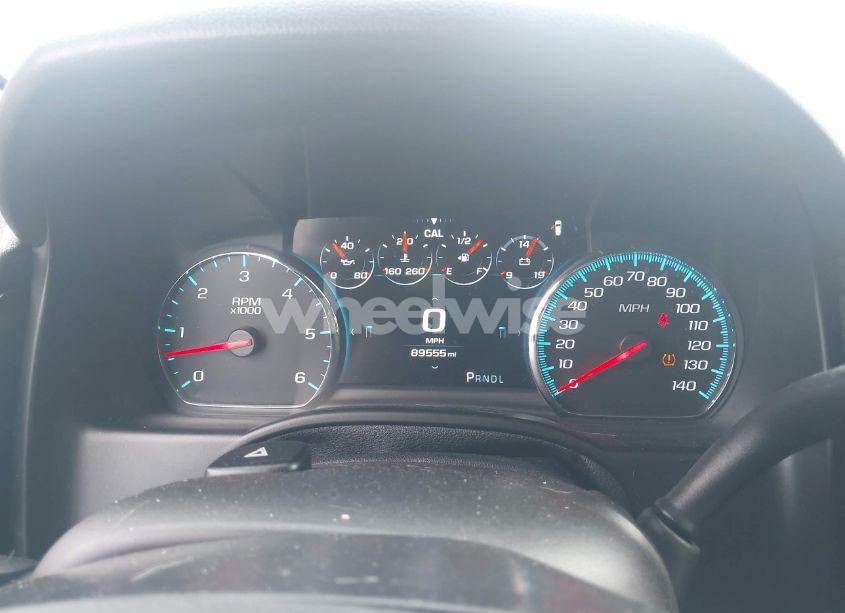 Photo 7 of 2019 Chevrolet Tahoe PREMIER (VIN 1GNSKCKJXKR338215)