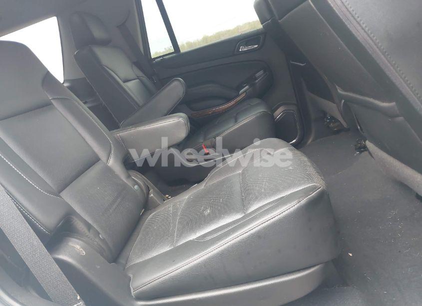 Photo 8 of 2019 Chevrolet Tahoe PREMIER (VIN 1GNSKCKJXKR338215)