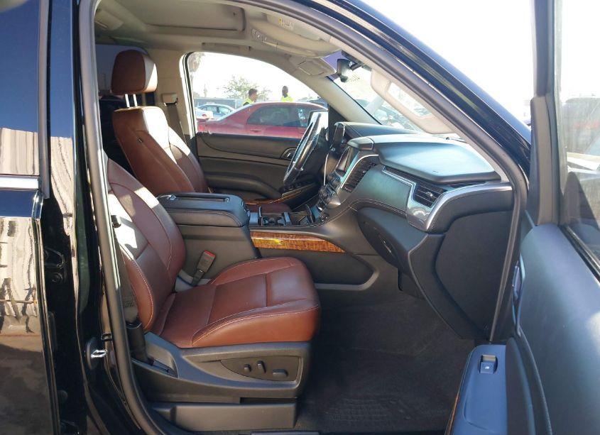 Photo 5 of 2020 Chevrolet Tahoe 4WD PREMIER (VIN 1GNSKCKJXLR187698)