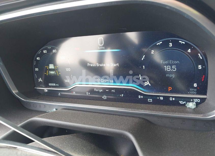 Photo 7 of 2022 Chevrolet Suburban 4WD LT (VIN 1GNSKCKT0NR296269)