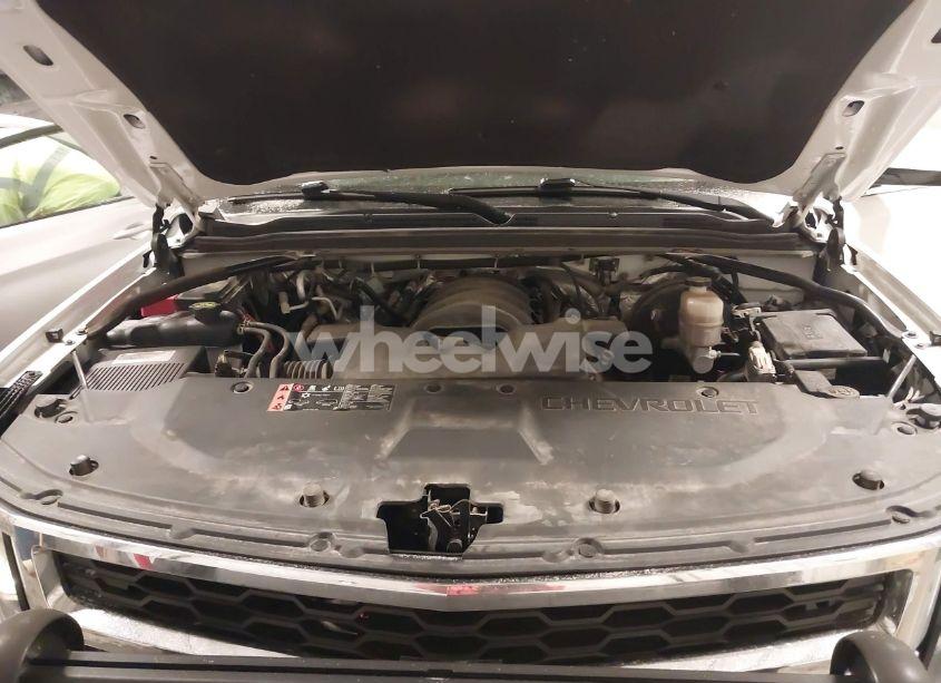 Photo 10 of 2018 Chevrolet Tahoe COMMERCIAL FLEET (VIN 1GNSKDEC1JR240868)