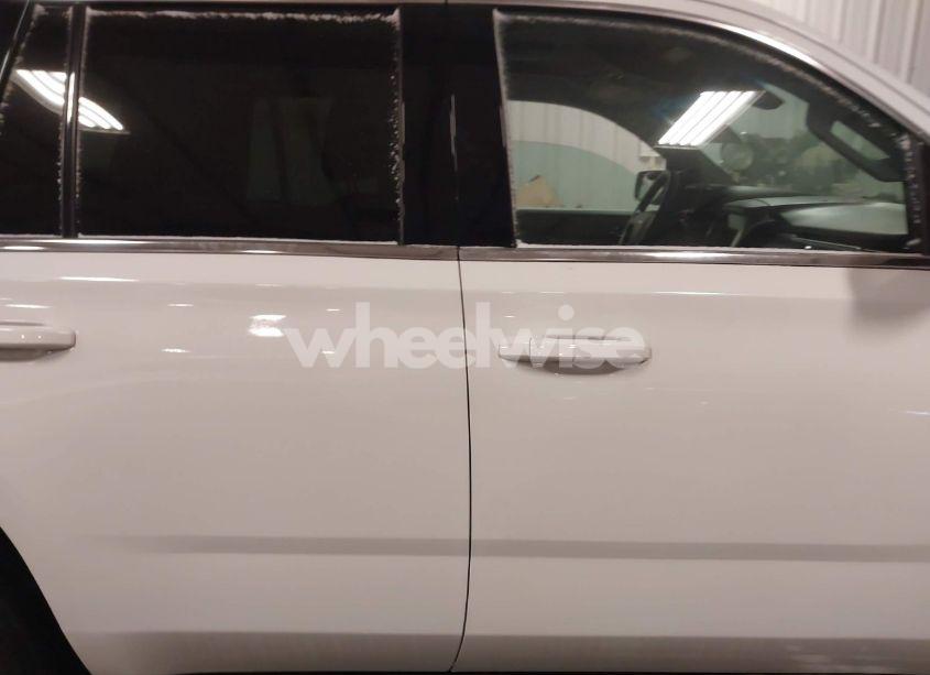 Photo 13 of 2018 Chevrolet Tahoe COMMERCIAL FLEET (VIN 1GNSKDEC1JR240868)