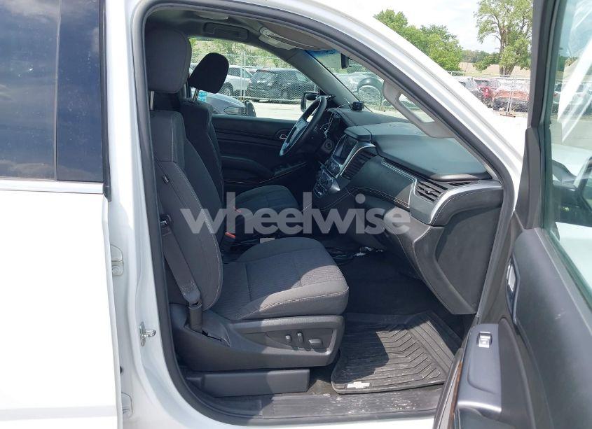 Photo 5 of 2018 Chevrolet Tahoe COMMERCIAL FLEET (VIN 1GNSKDEC1JR242328)