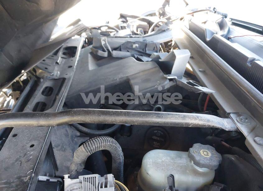 Photo 10 of 2018 Chevrolet Tahoe COMMERCIAL FLEET (VIN 1GNSKDEC1JR340887)