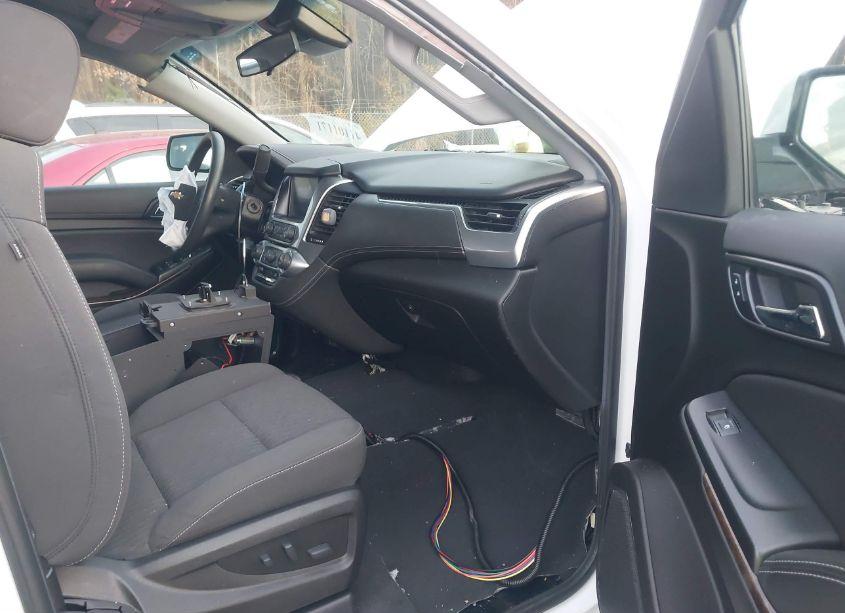 Photo 5 of 2019 Chevrolet Tahoe COMMERCIAL FLEET (VIN 1GNSKDEC8KR379672)