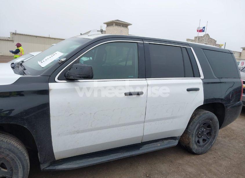 Photo 14 of 2018 Chevrolet Tahoe COMMERCIAL FLEET (VIN 1GNSKDEC9JR352737)