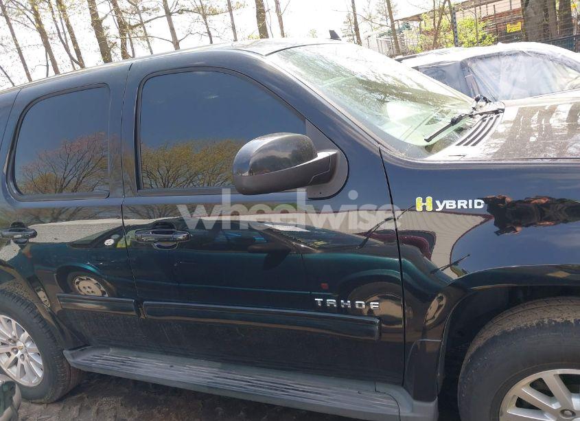 Photo 13 of 2012 Chevrolet Tahoe HYBRID (VIN 1GNSKDEJ0CR270218)