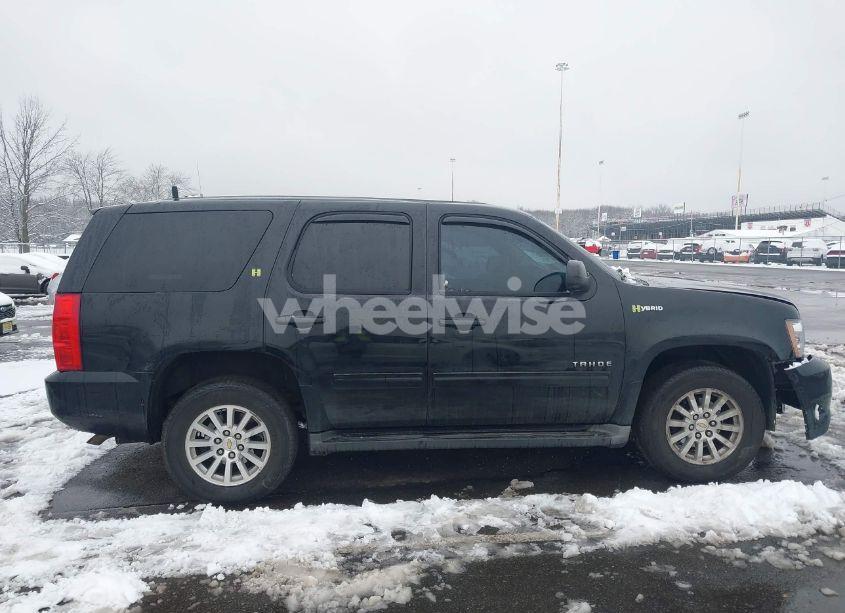 Photo 13 of 2012 Chevrolet Tahoe HYBRID (VIN 1GNSKDEJ8CR301439)