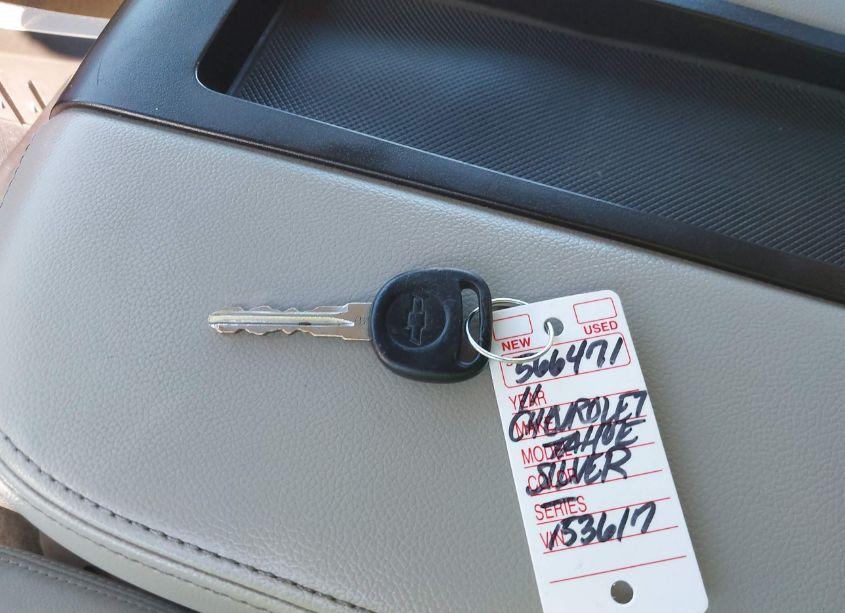 Photo 11 of 2011 Chevrolet Tahoe HYBRID (VIN 1GNSKDFJ3BR153617)