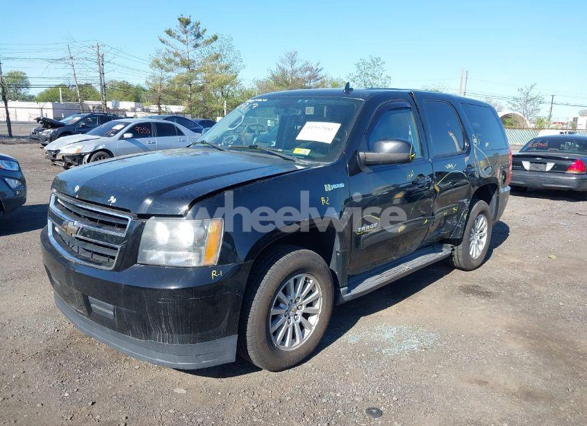 Photo 2 of 2011 Chevrolet Tahoe HYBRID (VIN 1GNSKDFJXBR194343)