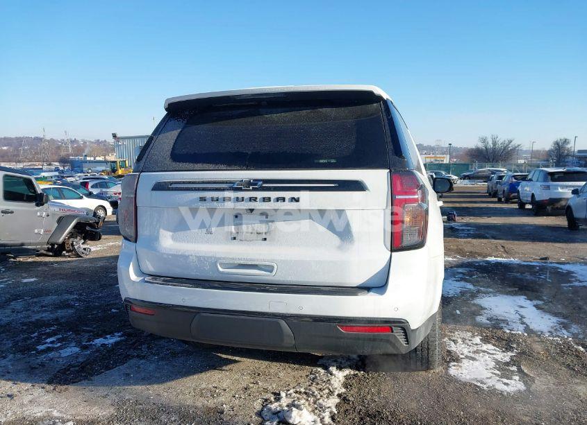 Photo 15 of 2023 Chevrolet Suburban 4WD Z71 (VIN 1GNSKDKD0PR235652)