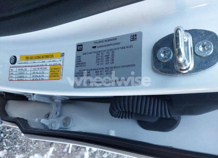 Photo 9 of 2023 Chevrolet Suburban 4WD Z71 (VIN 1GNSKDKD0PR235652)