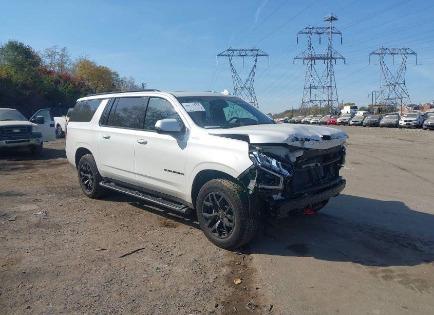 2022 Chevrolet Suburban 4WD Z71 (VIN 1GNSKDKD2NR204710) main photo