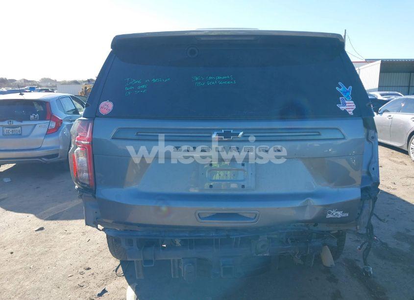 Photo 16 of 2022 Chevrolet Suburban 4WD Z71 (VIN 1GNSKDKD3NR116992)