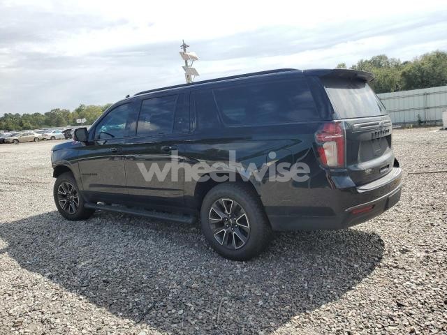 Photo 12 of 2021 CHEVROLET SUBURBAN K1500 Z71 N/A (VIN 1GNSKDKD5MR190008)