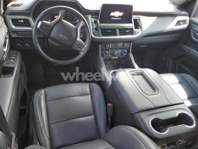 Photo 2 of 2021 CHEVROLET SUBURBAN K1500 Z71 N/A (VIN 1GNSKDKD5MR190008)
