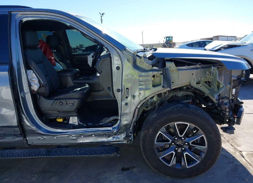 Photo 19 of 2022 Chevrolet Suburban 4WD Z71 (VIN 1GNSKDKD8NR261509)