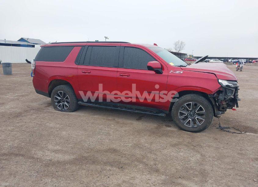 Photo 14 of 2022 Chevrolet Suburban 4WD Z71 (VIN 1GNSKDKD8NR301037)