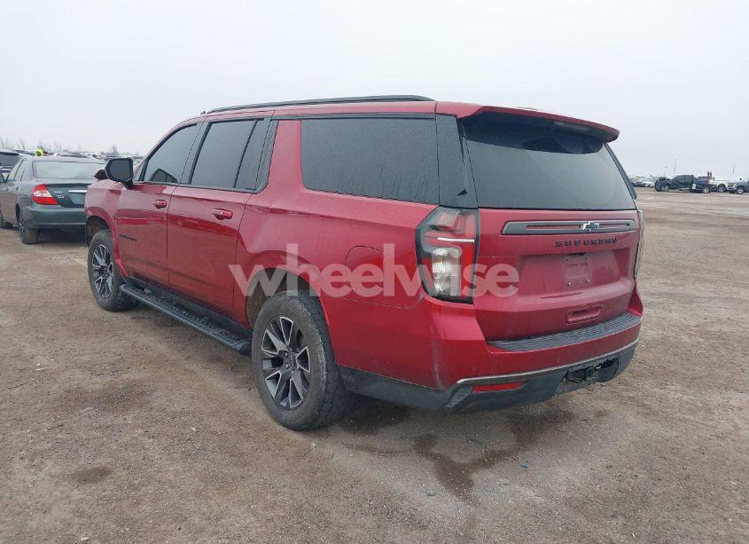 Photo 3 of 2022 Chevrolet Suburban 4WD Z71 (VIN 1GNSKDKD8NR301037)
