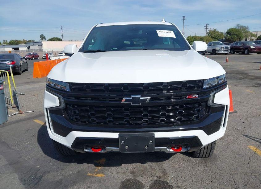 Photo 12 of 2024 Chevrolet Suburban 4WD Z71 (VIN 1GNSKDKD8RR319091)