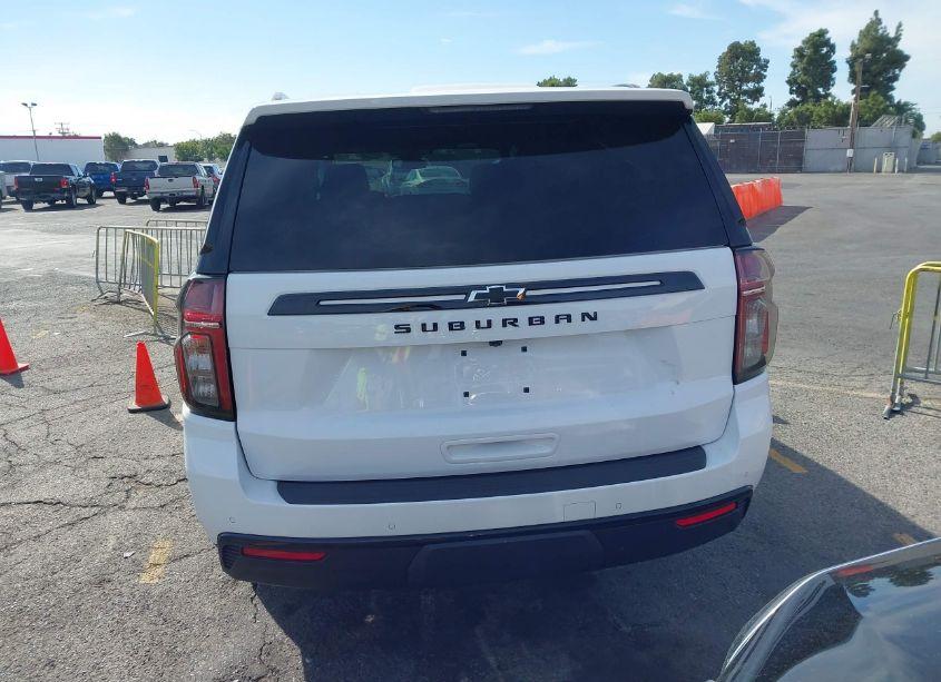 Photo 16 of 2024 Chevrolet Suburban 4WD Z71 (VIN 1GNSKDKD8RR319091)