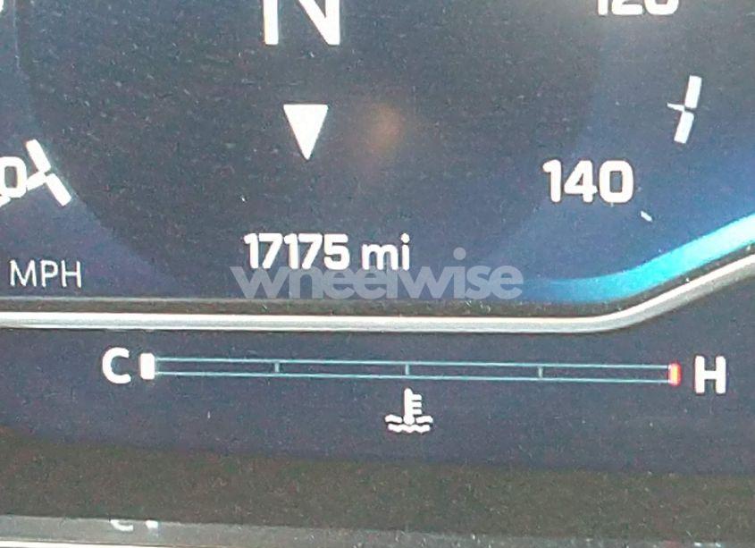 Photo 16 of 2024 Chevrolet Suburban 4WD Z71 (VIN 1GNSKDKDXRR296171)