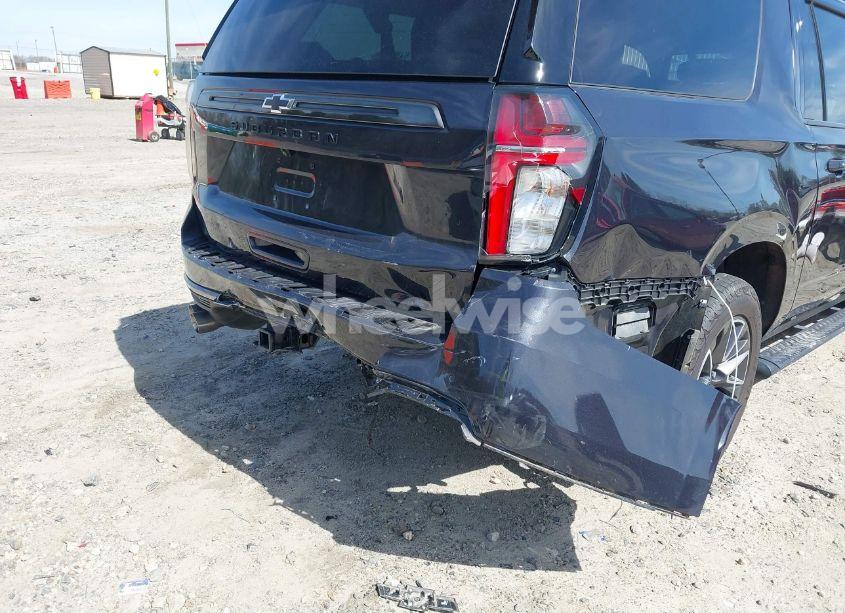Photo 6 of 2022 Chevrolet Suburban 4WD Z71 (VIN 1GNSKDKL2NR337801)