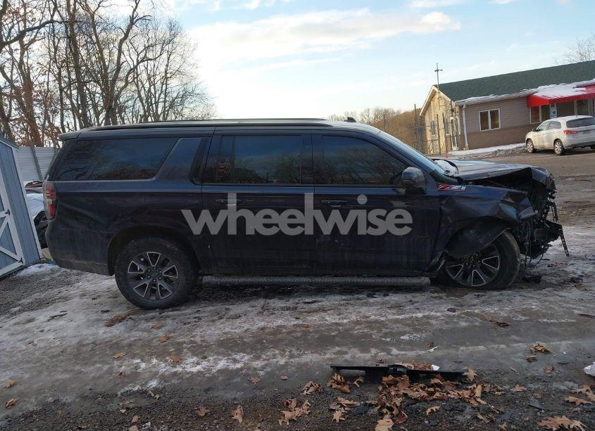 Photo 13 of 2023 Chevrolet Suburban 4WD Z71 (VIN 1GNSKDKL7PR559141)