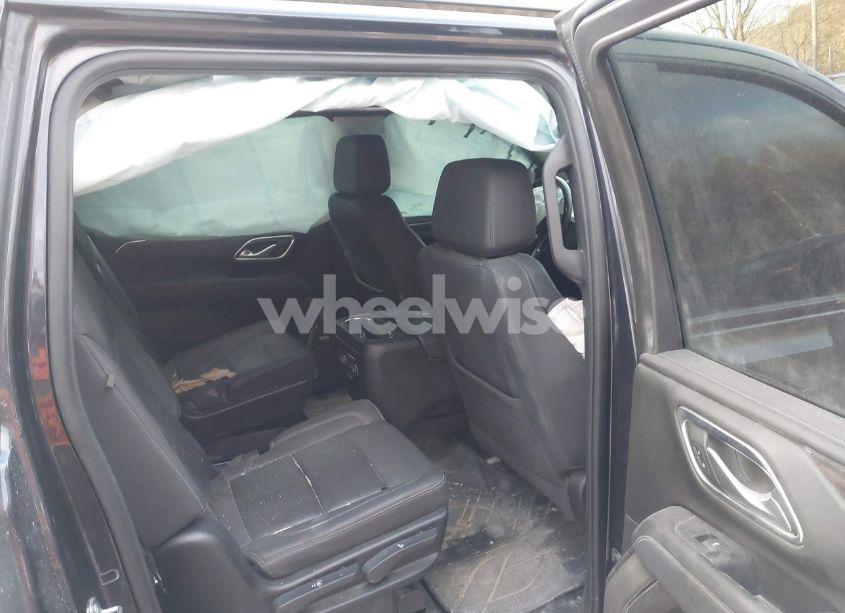 Photo 8 of 2023 Chevrolet Suburban 4WD Z71 (VIN 1GNSKDKL7PR559141)