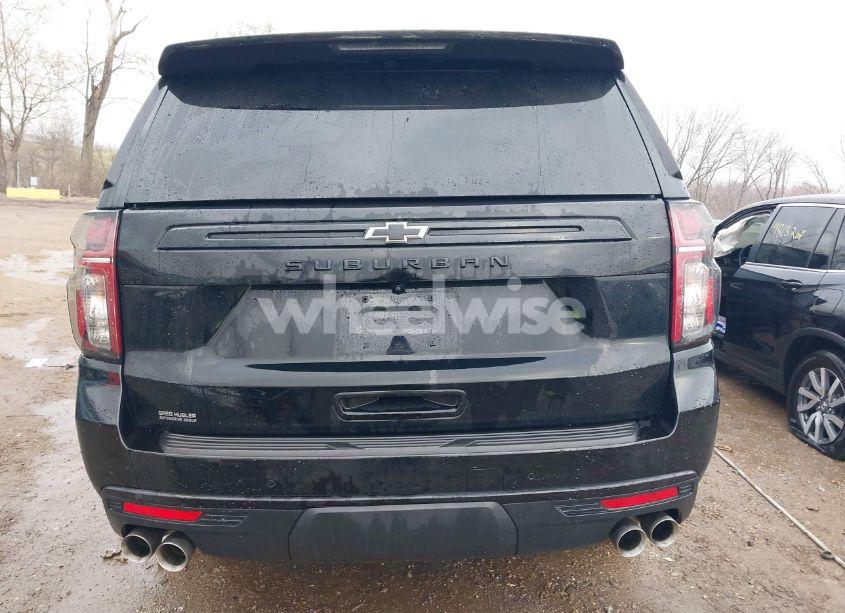 Photo 16 of 2023 Chevrolet Suburban 4WD Z71 (VIN 1GNSKDKLXPR396372)