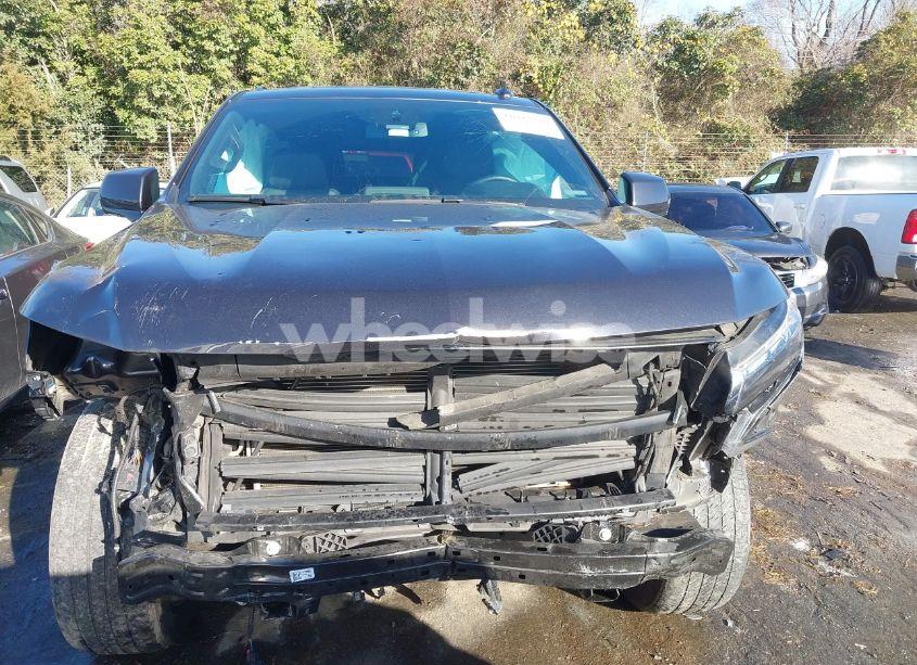 Photo 12 of 2023 Chevrolet Suburban 4WD RST (VIN 1GNSKEKD2PR213075)