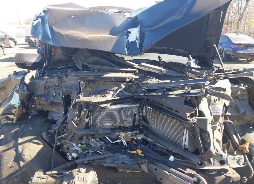 Photo 10 of 2021 Chevrolet Suburban 4WD RST (VIN 1GNSKEKD5MR433290)