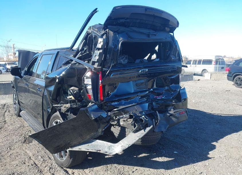 Photo 6 of 2021 Chevrolet Suburban 4WD RST (VIN 1GNSKEKD5MR433290)