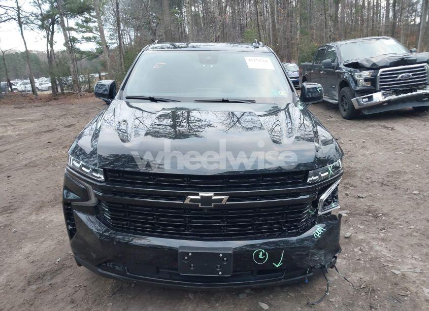 Photo 12 of 2024 Chevrolet Suburban 4WD RST (VIN 1GNSKEKDXRR256257)