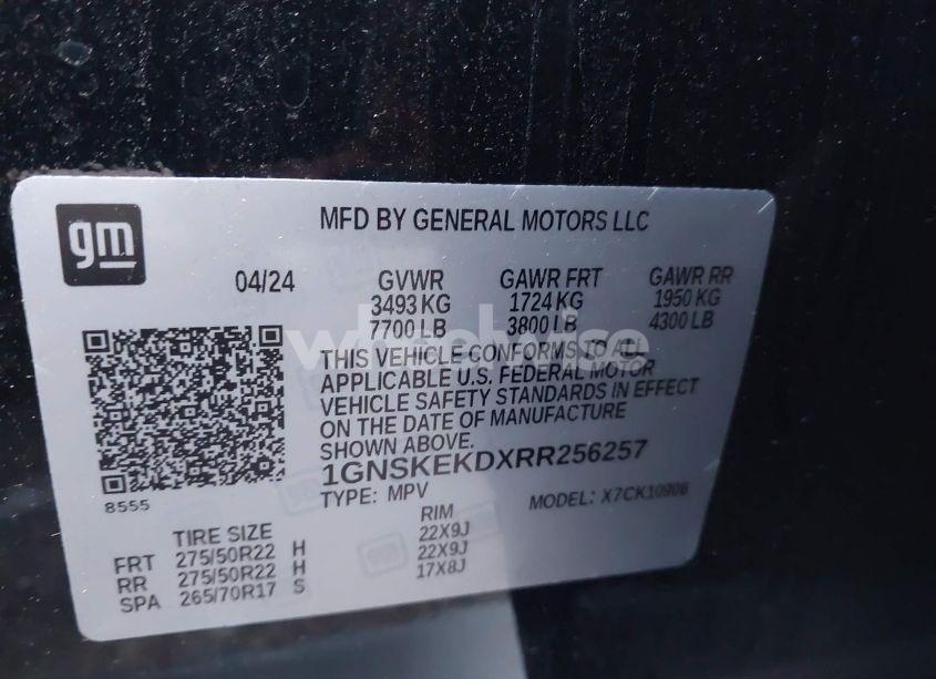 Photo 9 of 2024 Chevrolet Suburban 4WD RST (VIN 1GNSKEKDXRR256257)