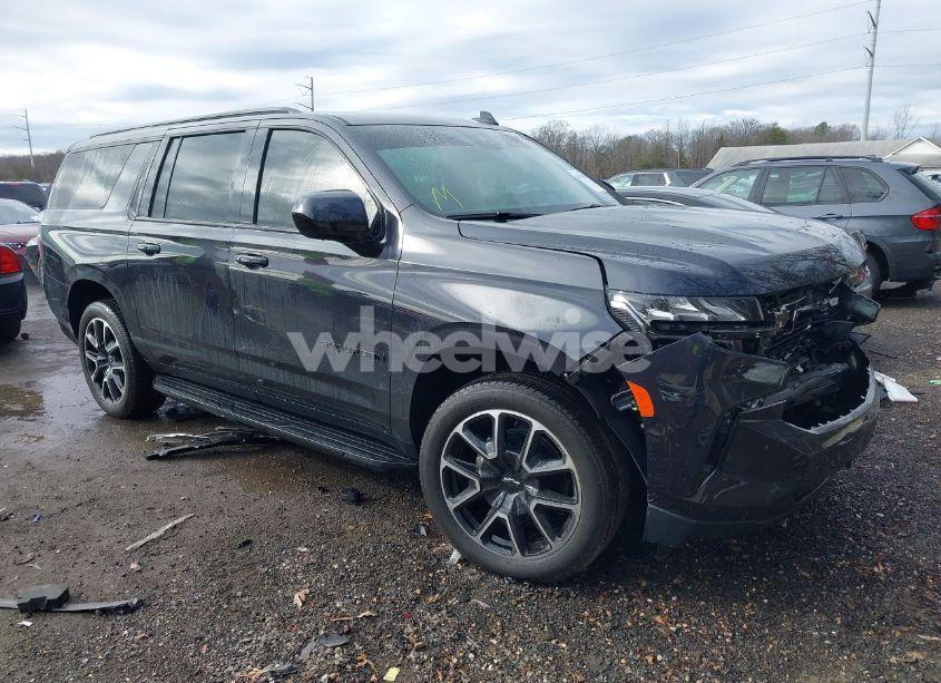 2023 Chevrolet Suburban 4WD RST (VIN 1GNSKEKL9PR289562) main photo