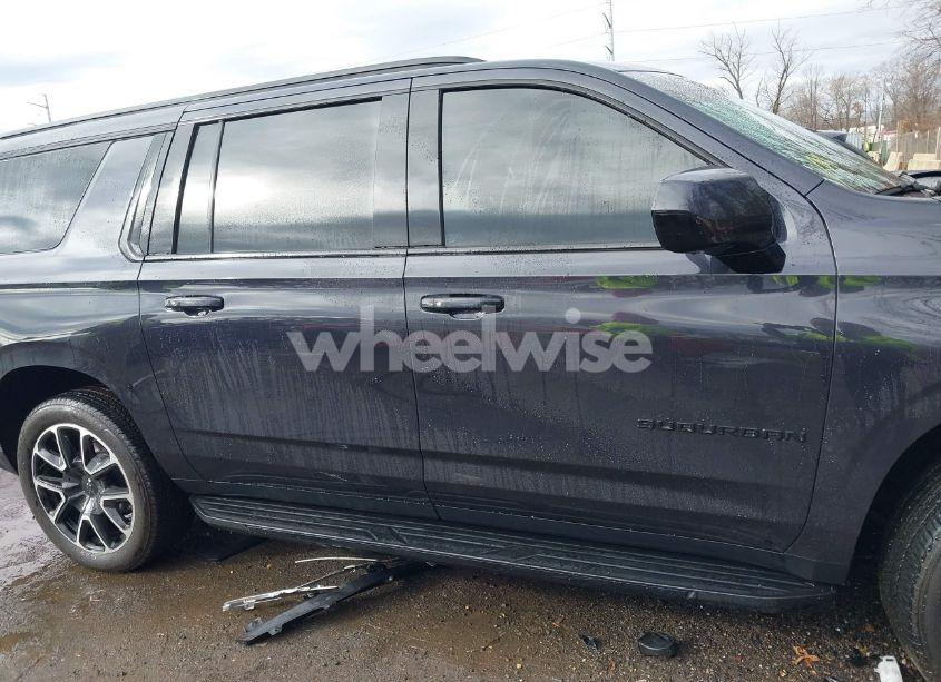 Photo 13 of 2023 Chevrolet Suburban 4WD RST (VIN 1GNSKEKL9PR289562)