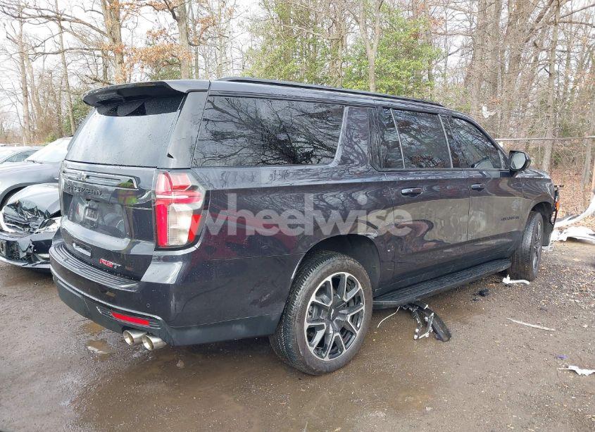 Photo 4 of 2023 Chevrolet Suburban 4WD RST (VIN 1GNSKEKL9PR289562)